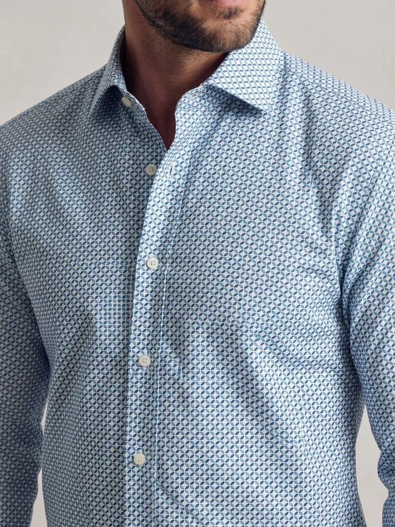 Camicia bianca in popeline facile da stirare