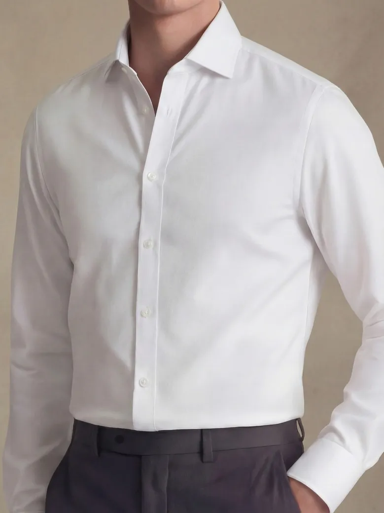 Camicia bianca in popeline facile da stirare