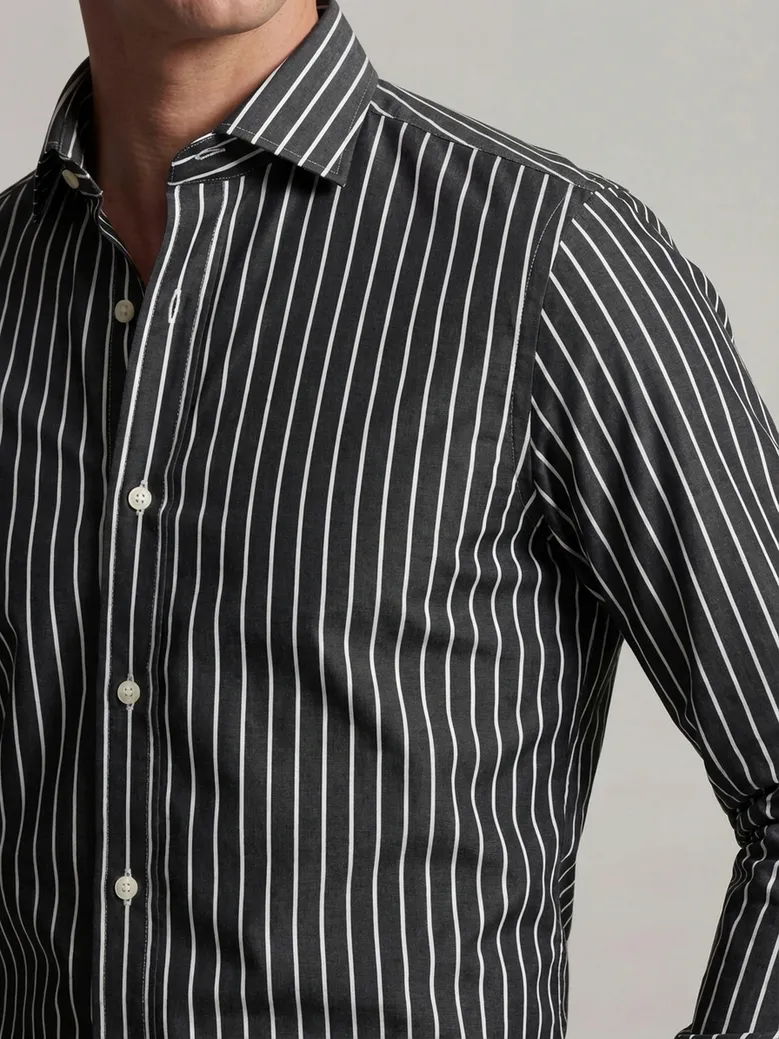 Camicia bianca in popeline facile da stirare