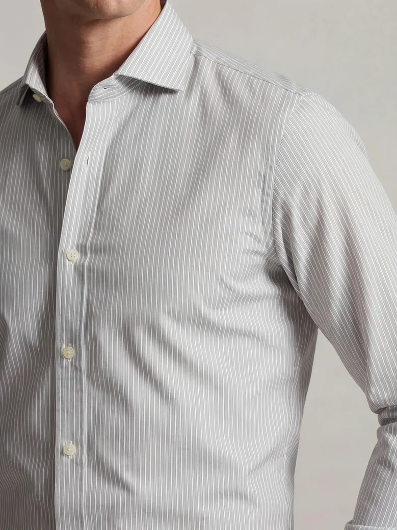 Chemise en popeline à rayures gris clair
