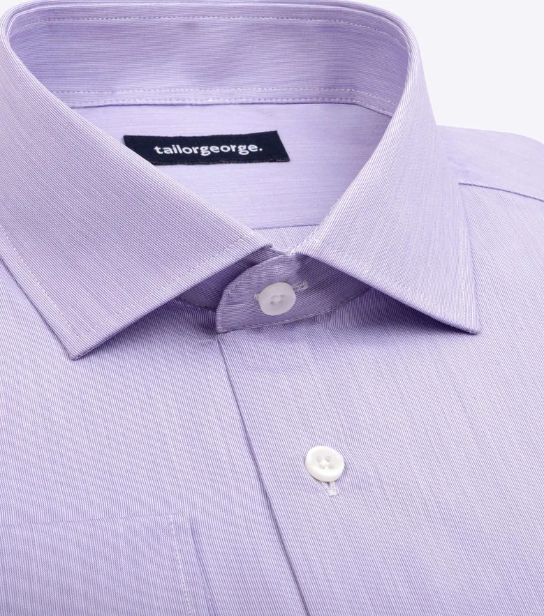 Bügelleichtes, schlichtes weißes Popeline-Hemd