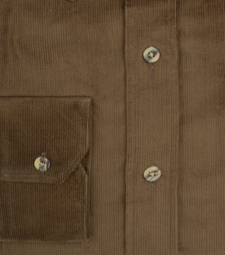 Chemise en velours côtelé épais marron châtaigne