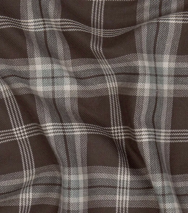 Camicia bianca in popeline facile da stirare