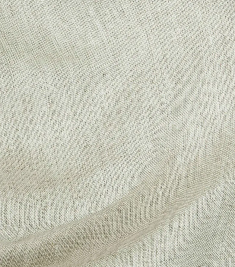 Camicia bianca in popeline facile da stirare